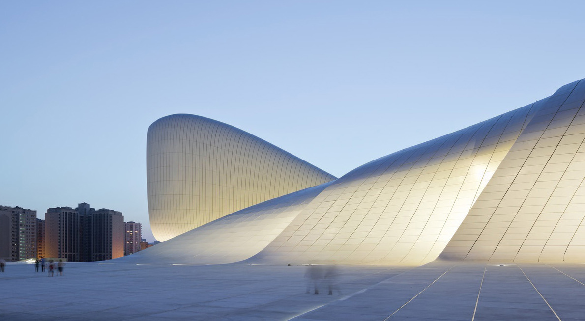 Heydar Alyiev Centre Zara Hadid Archjitect__